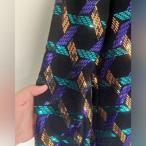 Vintage St.John 80’s Style Metallic Pattern Suit and Skirt Set Size 8 - Picture 7 of 12
